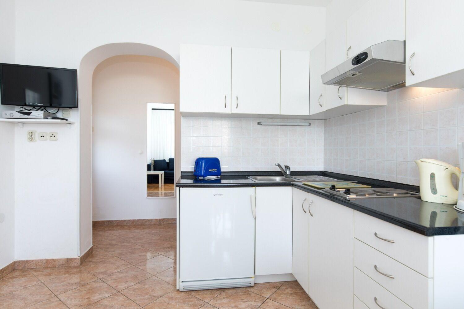 Apartments Kate - 100 M From Beach Malinska Exterior foto
