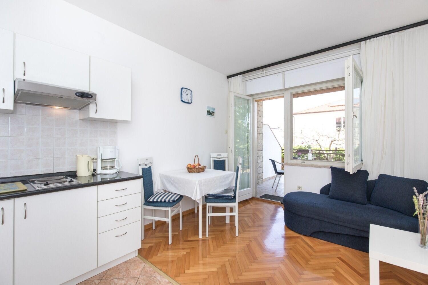 Apartments Kate - 100 M From Beach Malinska Exterior foto